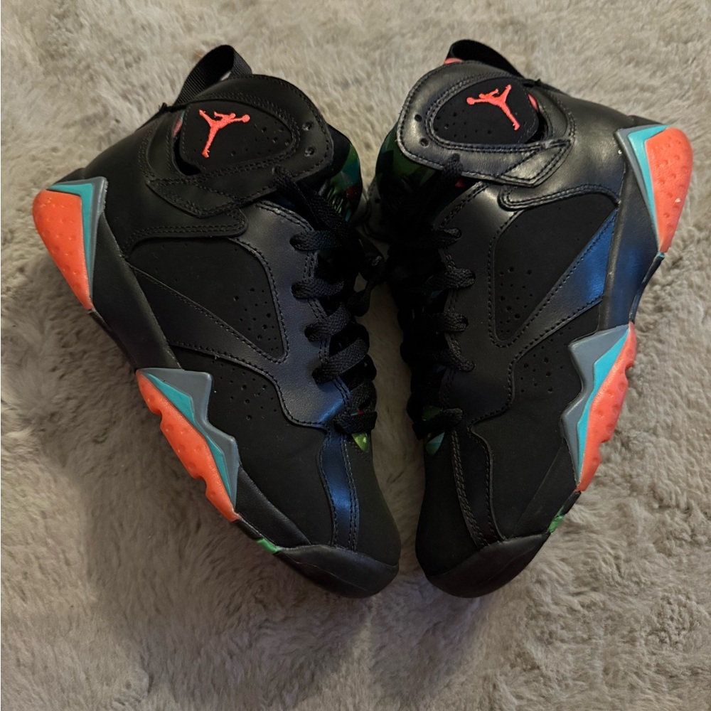 Jordan Kids Sneakers - Black and Red